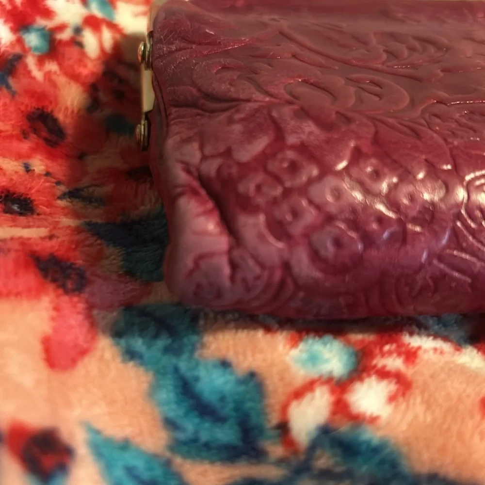 HOBO Lauren Clutch Wallet - Embroidered Plum - Picture 2 of 15